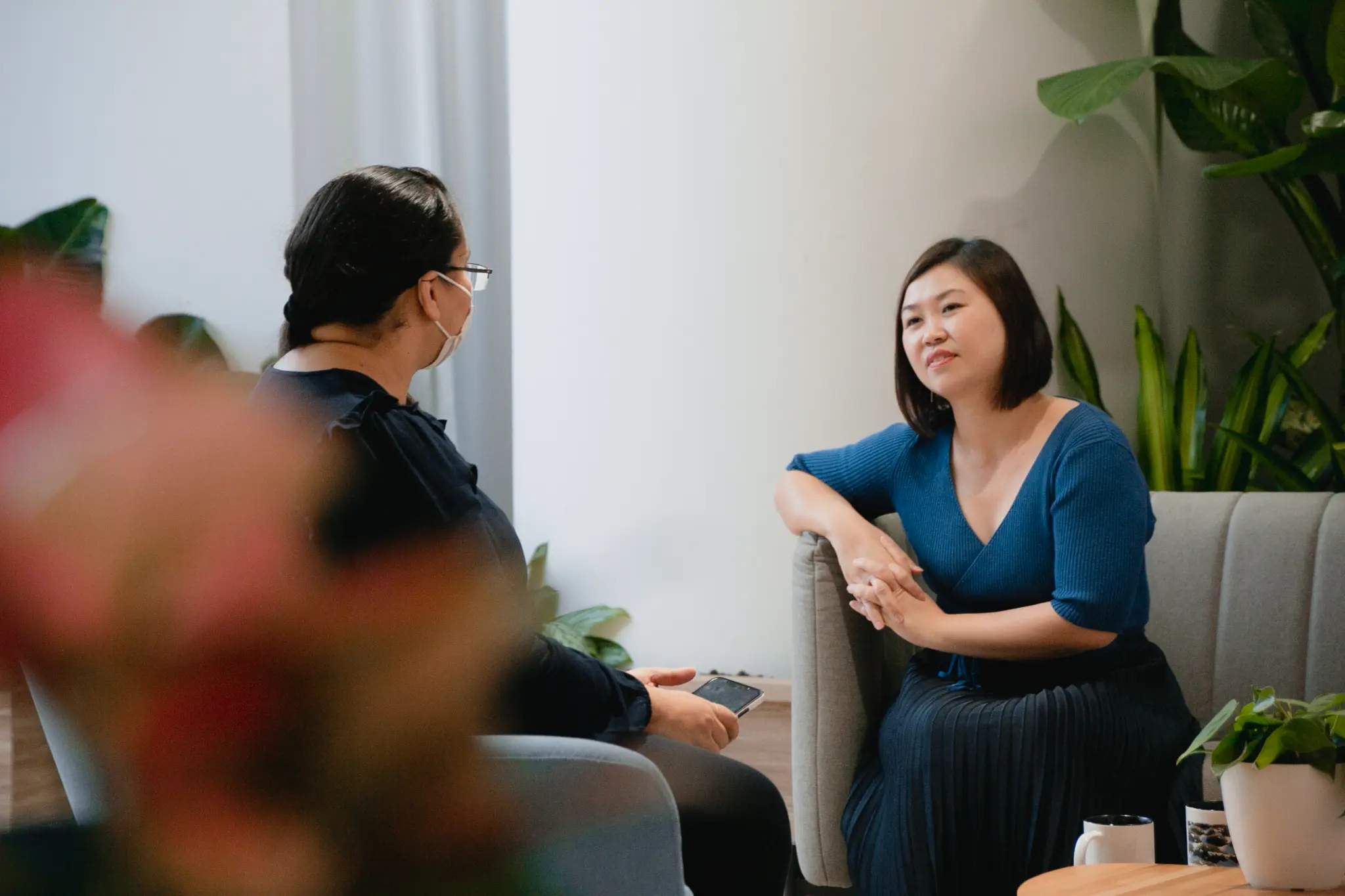 Sarah Poh in a therapy session